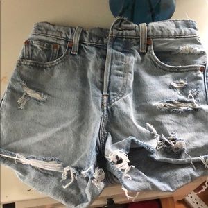 Levi’s shorts